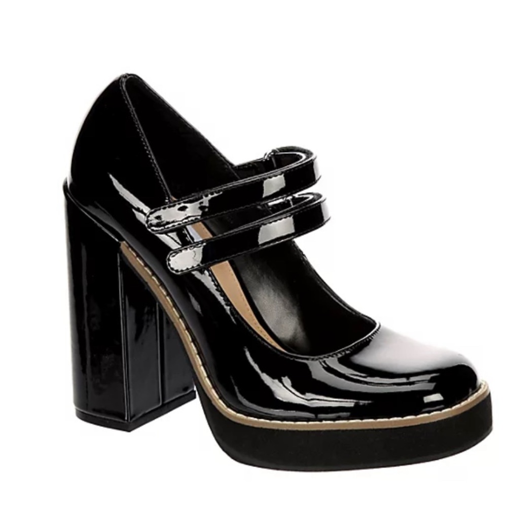 STEVE MADDEN WOMENS TWICE PUMP - BLACK PATENT SIZE 7.5 New. Never Worn
